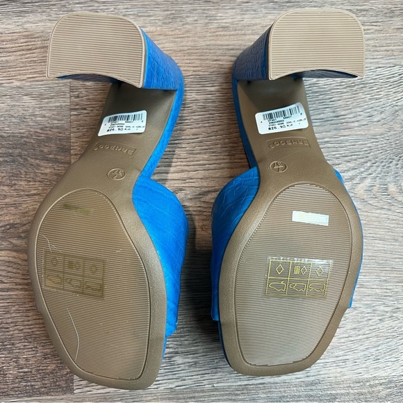 Windsor/Bamboo Women's Blue Croc Faux Leather Block Heels - Picture 5 of 6